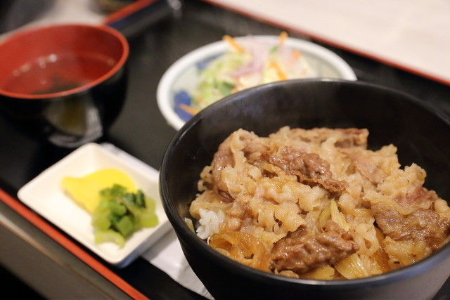 肉 肉 肉 博多吃货们欲罢不能的狂野肉食 福冈 美食 Yaya World 微信公众号文章阅读 Wemp