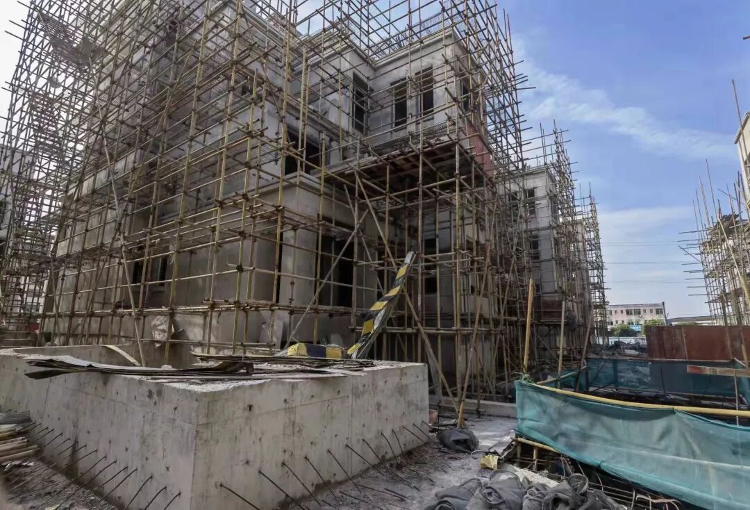 停工一年！法院受理新力荔红花园破产重整