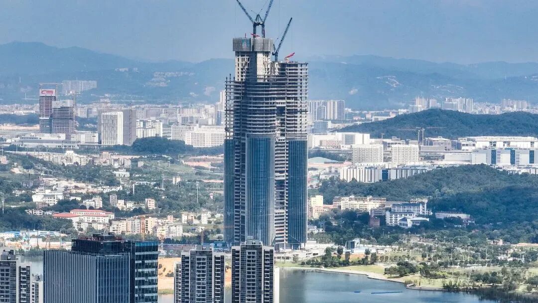 黄埔最高地标封顶，就在知识城！