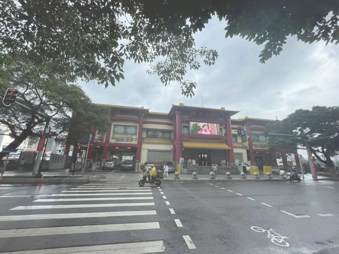 单价18万/㎡！越秀区新盘扎堆入市抢客