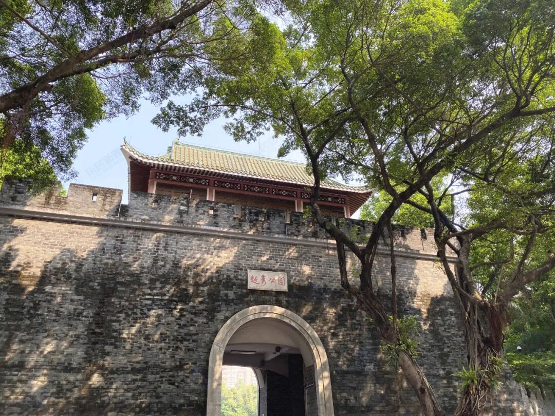 有地铁，有公园，还有好学校！板块均价将近6万？