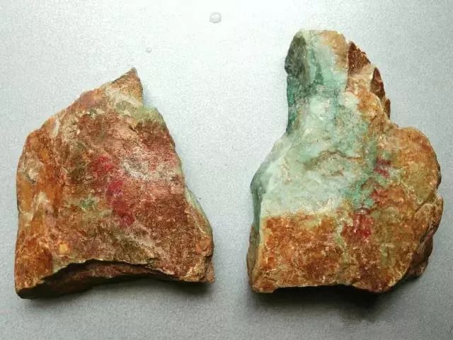 全身爬满松花的毛料被自信切开，最后却让人哭笑不得…