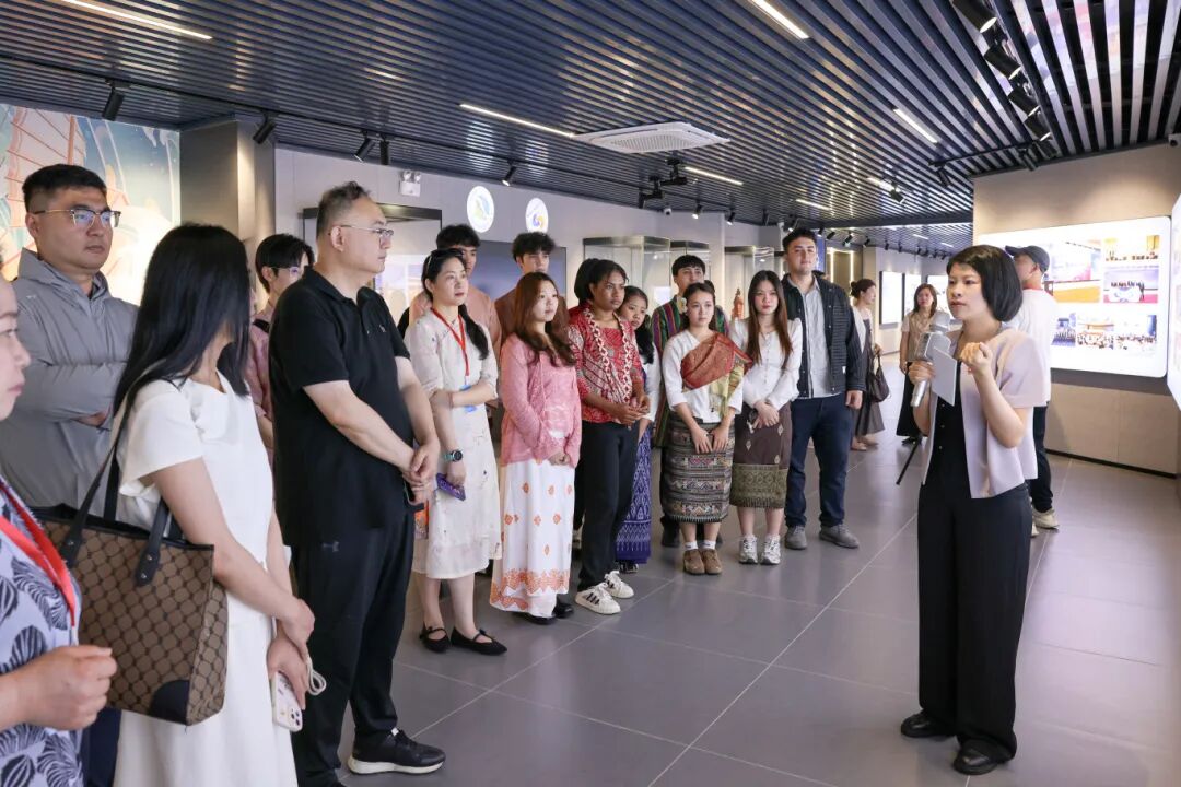 海丝文化集镇参观.jpg