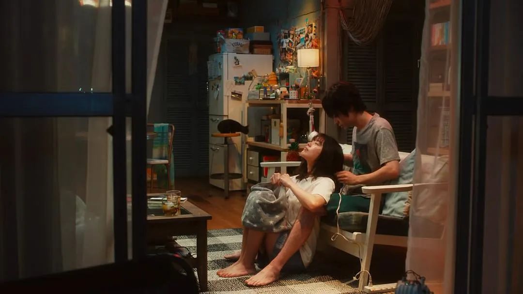 现代小情侣装修标配:猫+爱好,打造小户型的极致浪漫!-微信头条网 现代小情侣装修标配:猫+爱好,打造小户型的极致浪漫!