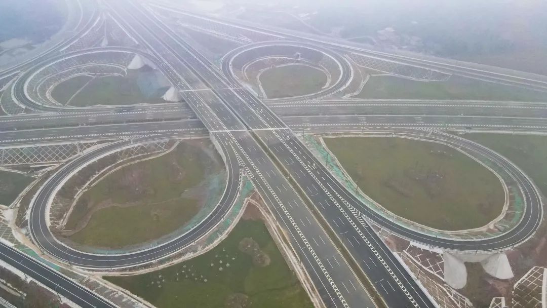 成都新机场高速公路图片