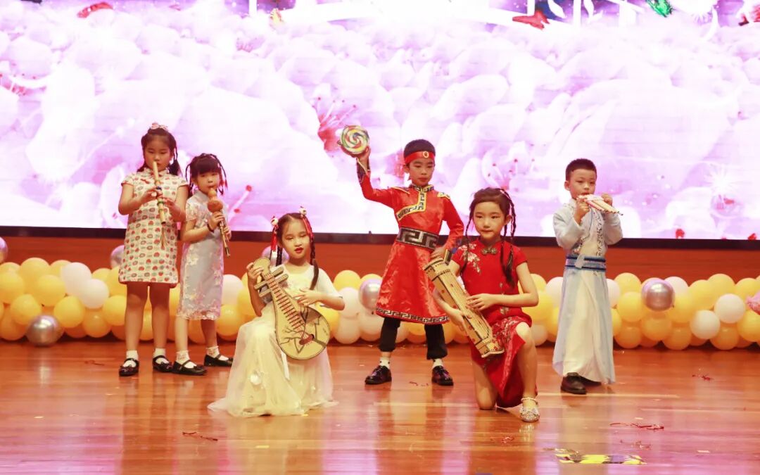 上海市民办金苹果学校高中学费_上海市民办金苹果学校_上海市民办金苹果学校地址