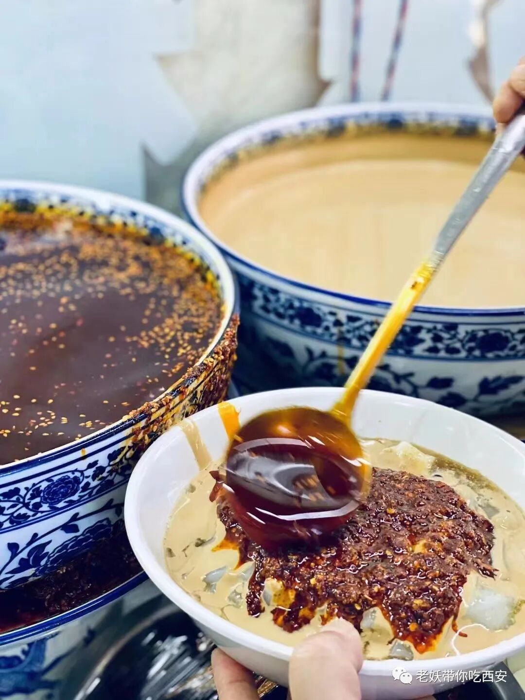 回民街的黑暗料理NO.1 卤汁凉粉在西安是怎样的存在