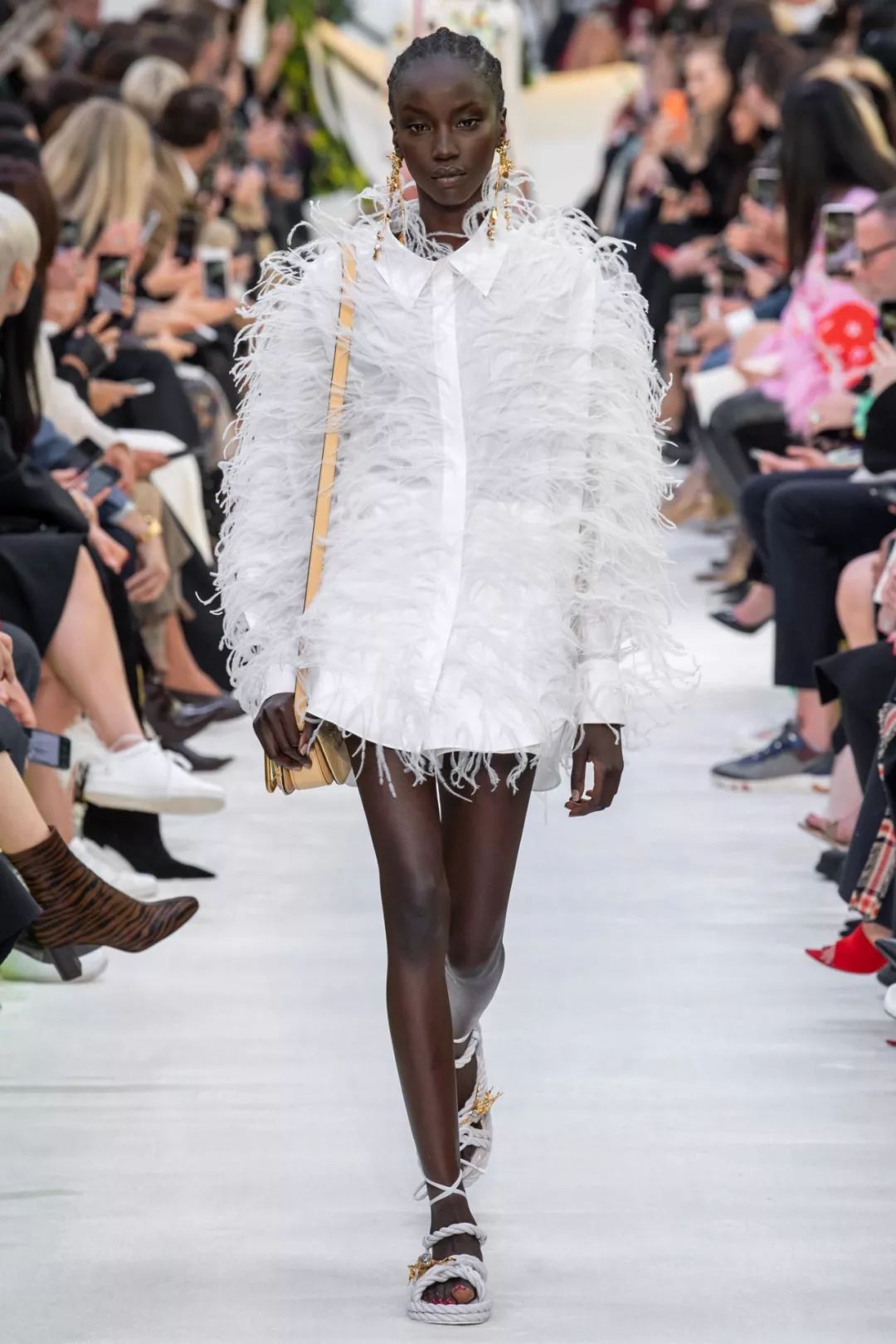 巴黎時裝周2020年爆款包有這些，超時髦穿搭，讓你搭上時尚潮流 時尚 第202張