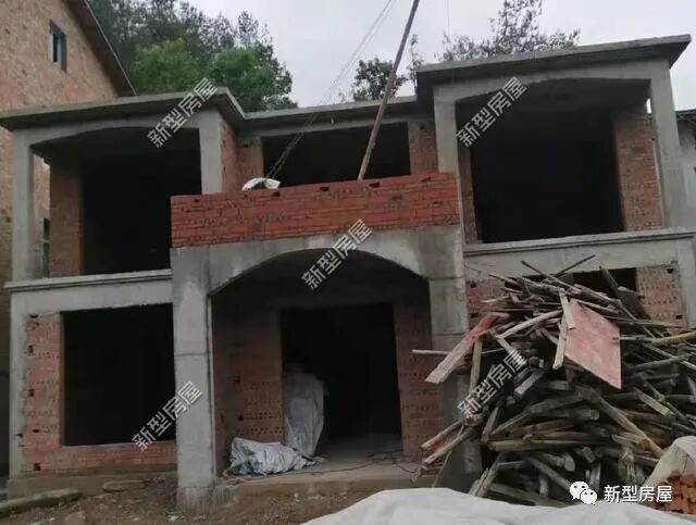 农村建房墙体越厚越好？网友为此吵翻天，18墙、24墙哪个更合适？