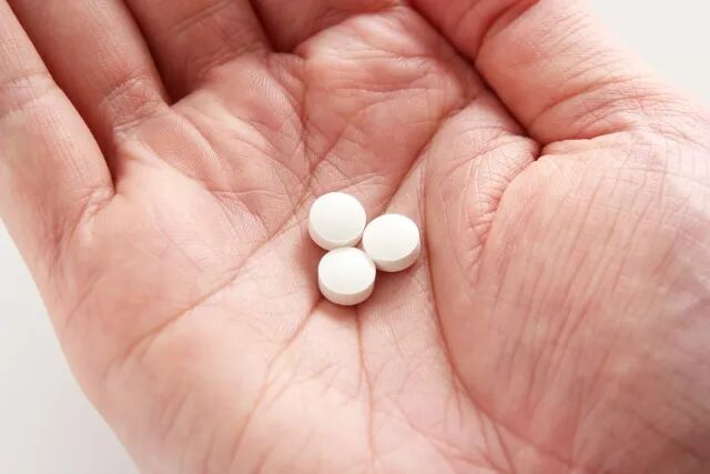 BE药片治什么作用药片原封不动排出，莫不是吃了个假药？_https://www.jmylbn.com_新闻资讯_第4张