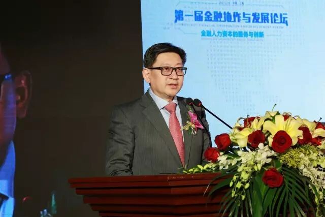 上海股权交易中心总经理 张云峰先生