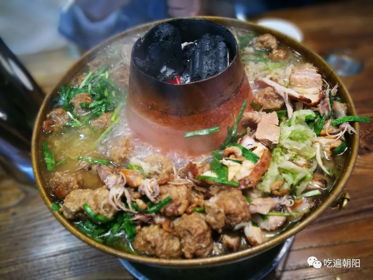 铜火锅!都说朝阳这家才好吃!热乎过瘾!