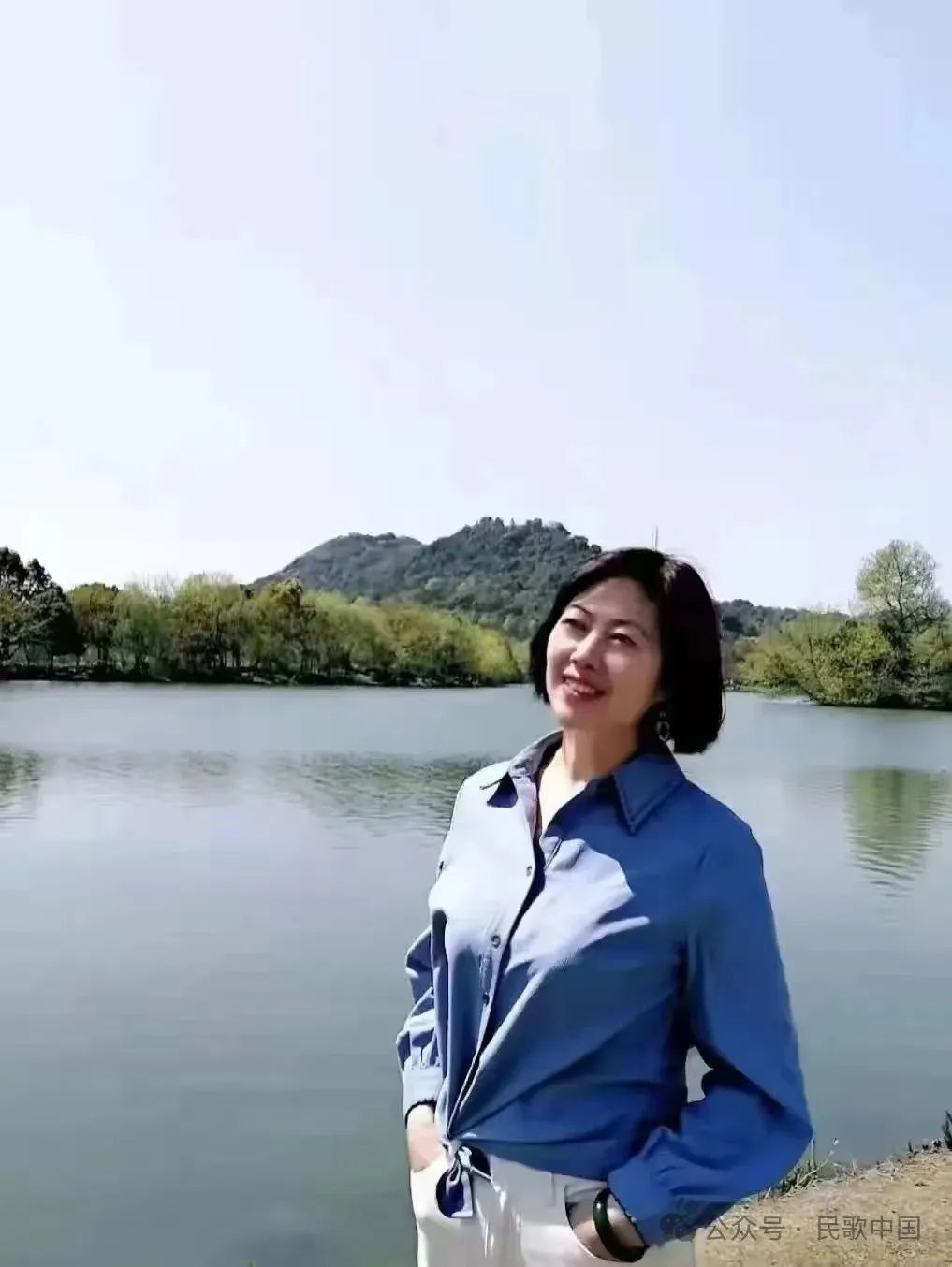 新歌速递 | 科尔沁夫《走近天边走近你》 第1张