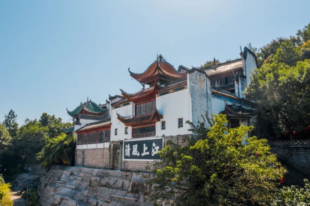 问：“张飞庙什么时候恢复开放？” 答：“4月29日起”_云阳世界地质公园