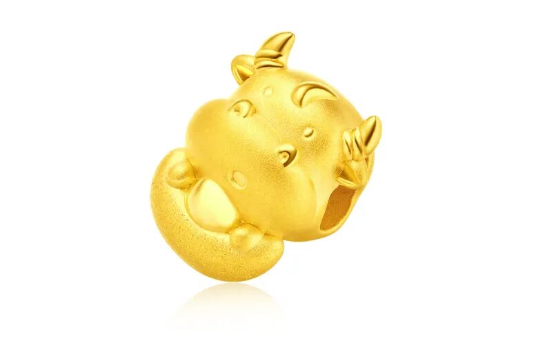 周大福企业礼品送这些让你的2021年自带buff加成牛破天际