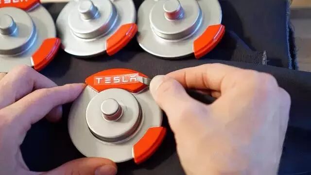 “致敬工業設計師”——（草圖、效果圖、手板、生產）設計過程展示(圖15)