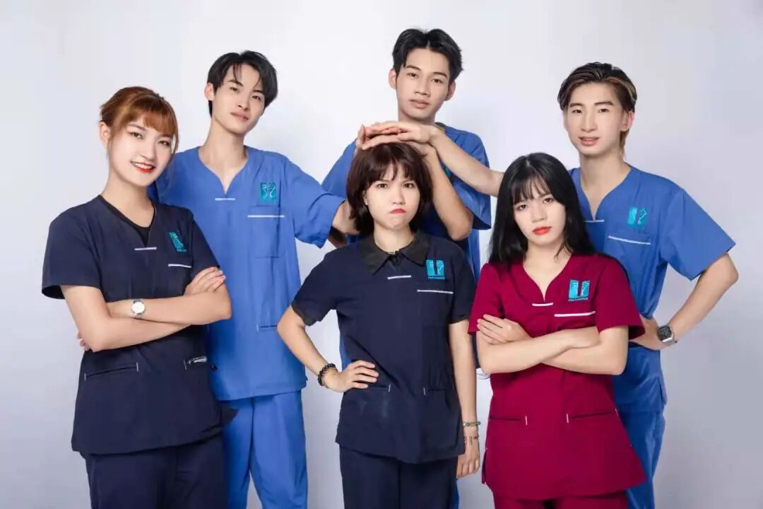 喵界惊现痛苦面具？猫奴们坐不住了！