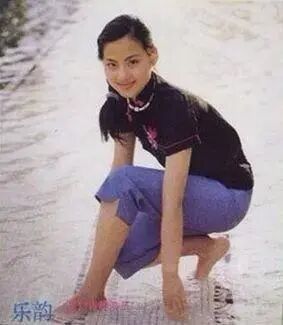 李少红红楼梦_李少红李少红继承人_红楼遗梦