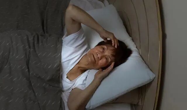 中医：身体阳气不足，和几个原因有关，需重视