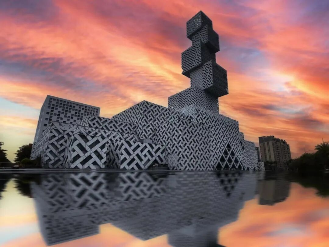 贯通运营!坐上"大号地铁"来佛山,就这么玩!