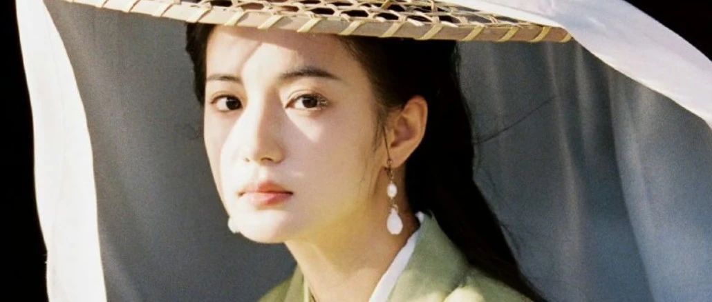 张雅钦《咸鱼飞升》状态惊艳!有颜值更有演技,李沁白衣很神女!