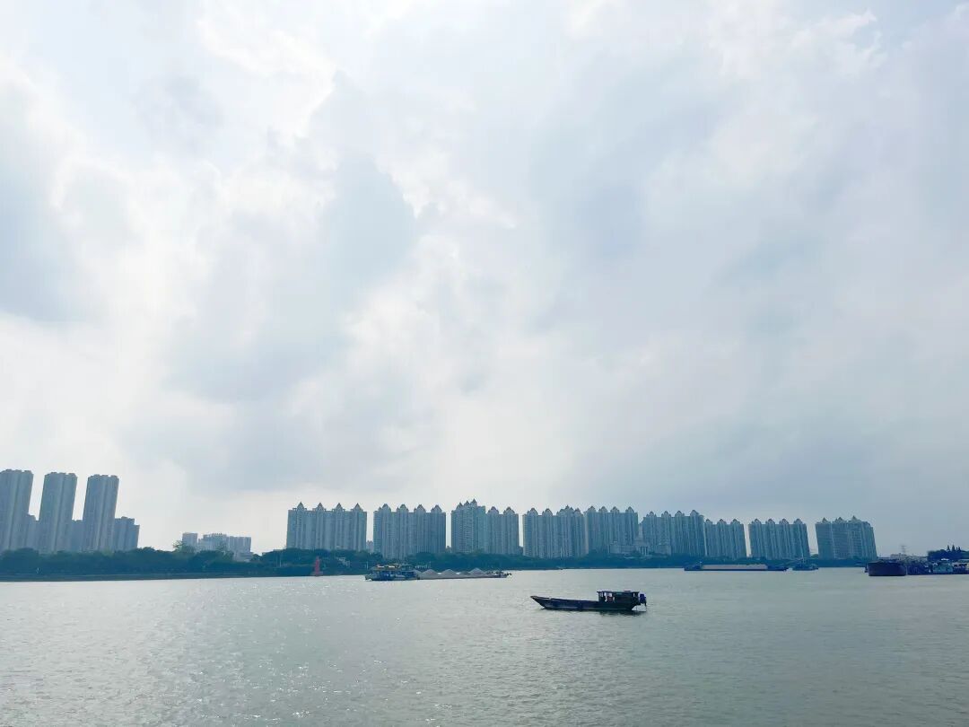 白云珠江右岸优缺点分析！值不值得买？