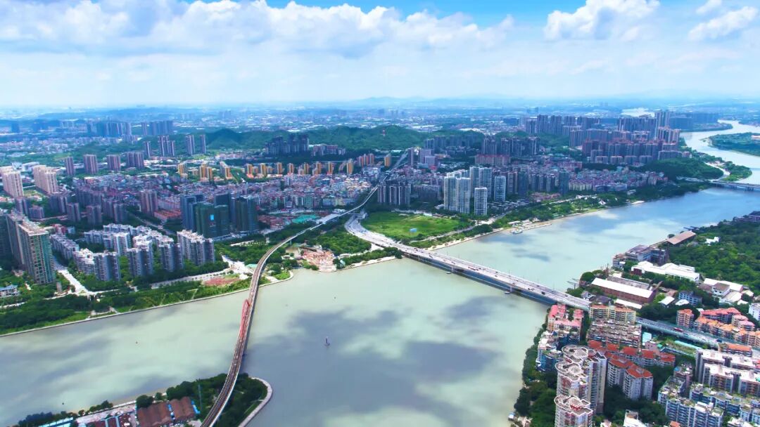 白云金沙瑞府143㎡~143㎡，平层+叠墅