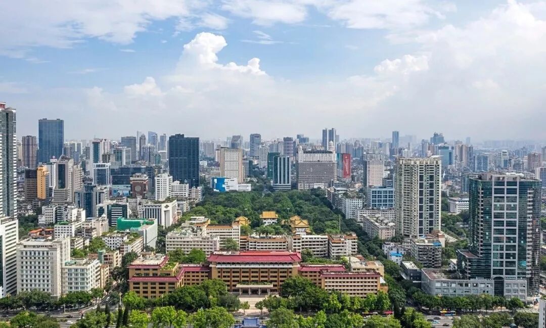 广州越秀粤海拾桂府 60-164㎡二*四房 现楼