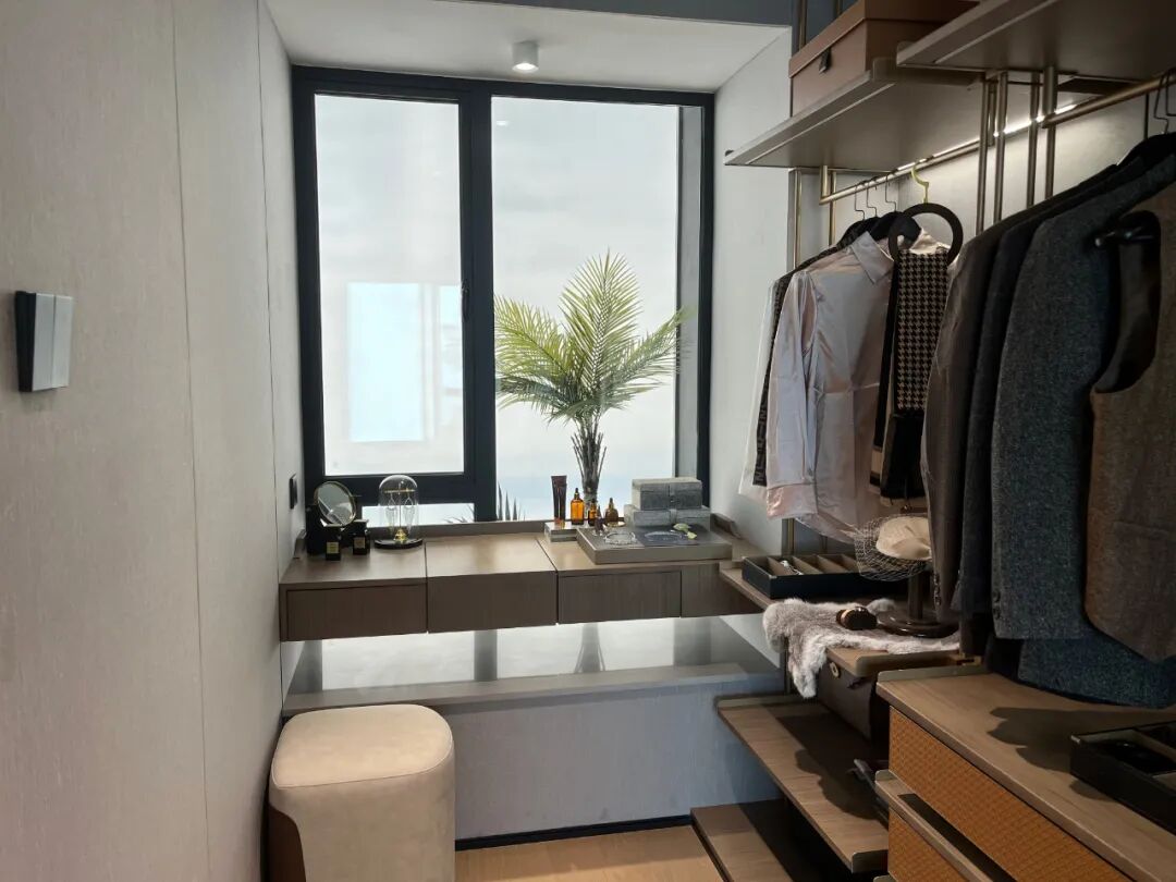 越秀江海潮鸣：南沙横沥岛一线南向望江新盘！