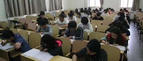 毕业前作弊被开除，不冤