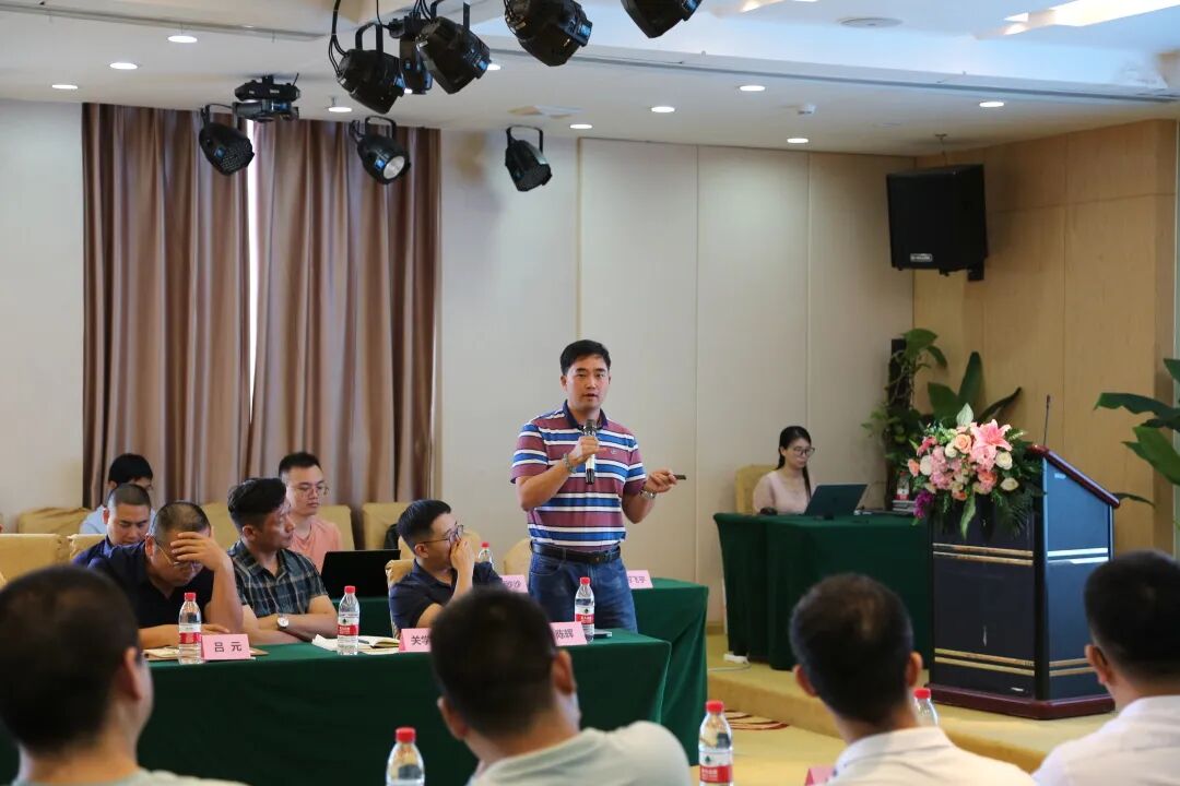 公司新闻：凝心聚力 智传未来—热烈祝贺公司2022年度年中经营会议暨团建活动举得圆满成功