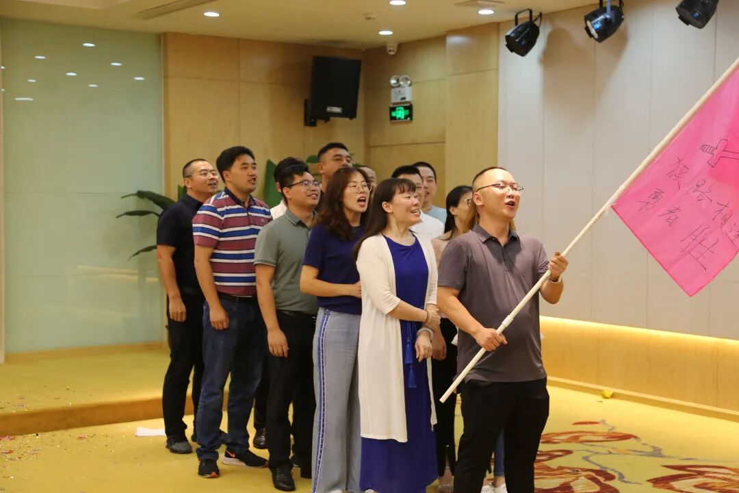 公司新闻：凝心聚力 智传未来—热烈祝贺公司2022年度年中经营会议暨团建活动举得圆满成功