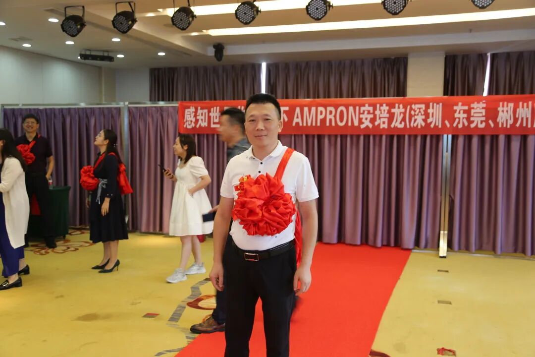 公司新闻：凝心聚力 智传未来—热烈祝贺公司2022年度年中经营会议暨团建活动举得圆满成功