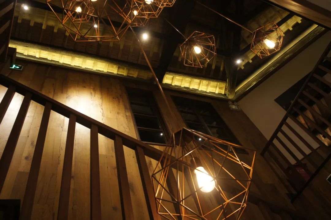 紅利地板 強(qiáng)化 印象木_檫木做地板怎么樣_wood flooring木地板