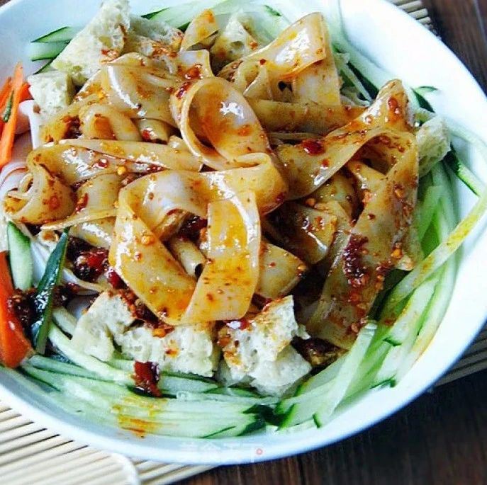 专治没食欲麻辣爽口味道好极了的凉皮做法