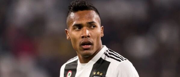 曼联重磅互换！3500万交易完成，红军笑到最后