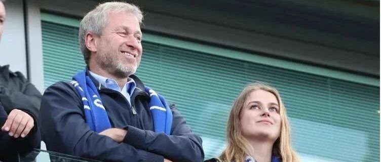 深夜官宣！取消阿布董事资格