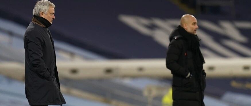 17连胜+10分领跑！曼城这么凶，全怪穆鸟