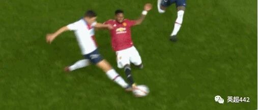 红牌+争议进球！曼联两遭误判，詹俊：若在英超巴黎进球无效