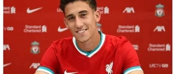 渣叔又一神操作！3年仅进7球暴跌4000万，红军赚大发了