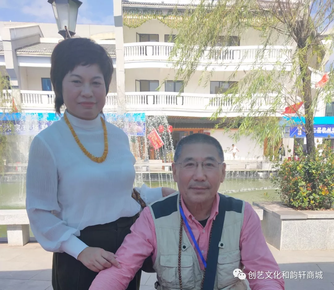 第二届钦州坭兴陶文化艺术节暨百名艺术家现场刻画坭兴陶系列活动 第二届钦州坭兴陶文化艺术节暨百名艺术家现场刻画坭兴陶系列活动
