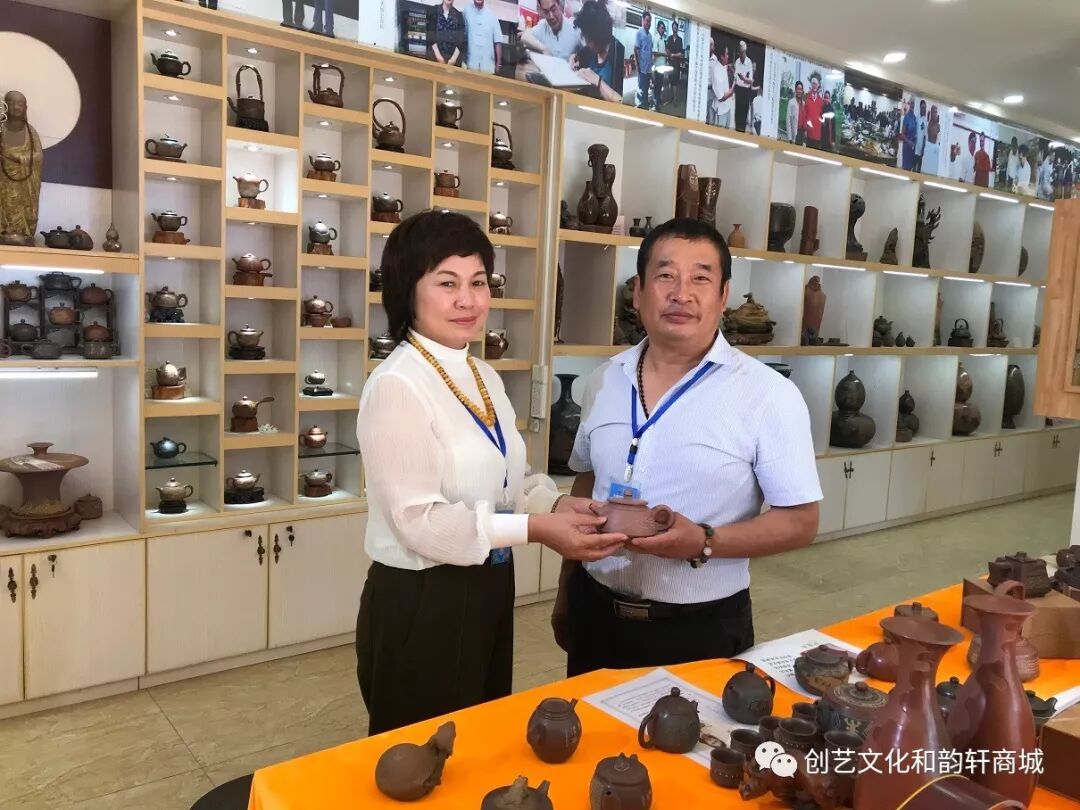 第二届钦州坭兴陶文化艺术节暨百名艺术家现场刻画坭兴陶系列活动