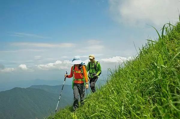 【新疆伊犁環線】賽里木湖、喀拉峻草原、薰衣草基地、昭蘇夏特古道、巴音布魯克、吐魯番火焰山8日 戲劇 第24張