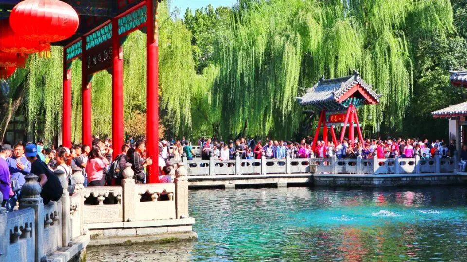 �簲����ح������ڵ�һ�����̸߷���� Ӱ����ϲ��ָ���ͨ���ٶ�