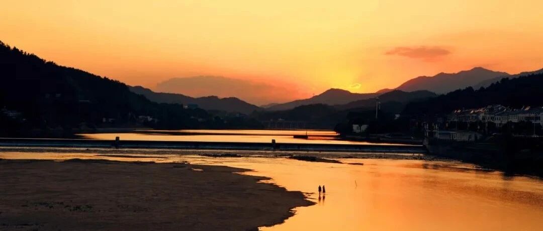 10位诗人，10首绝命诗词，直达灵魂，看懂的都是聪明人