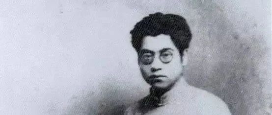 他是毛主席的得力助手，牺牲前写下20字绝命诗，如今人人会背！