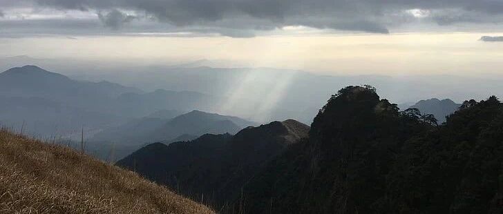 李白写下一首诗，全诗不带脏字，却成为骂人的千古绝唱