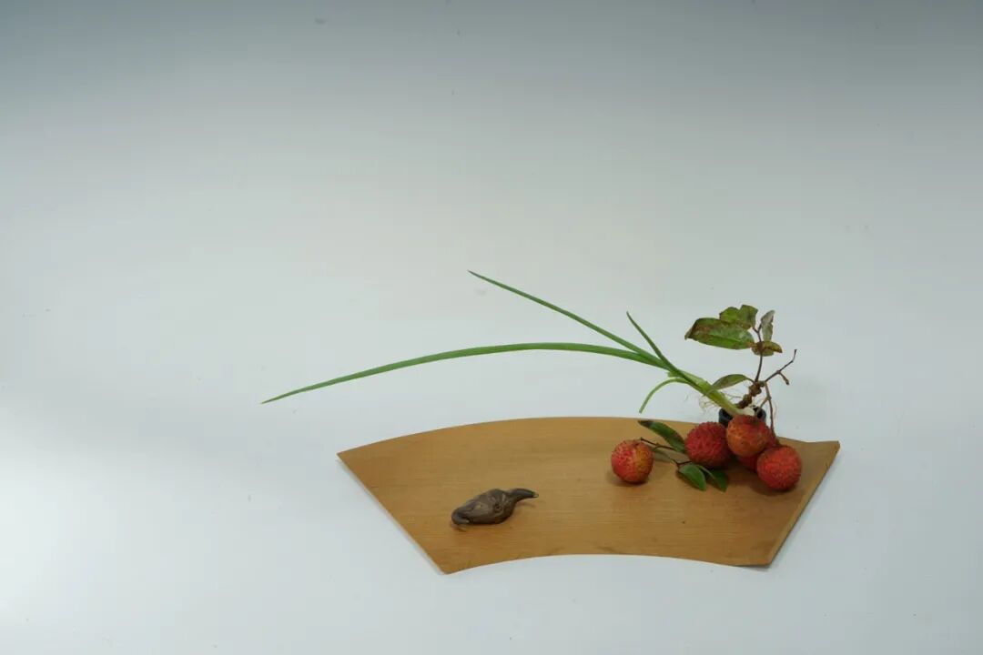 【采薇专栏】案头清供，插花中的“君子之心”