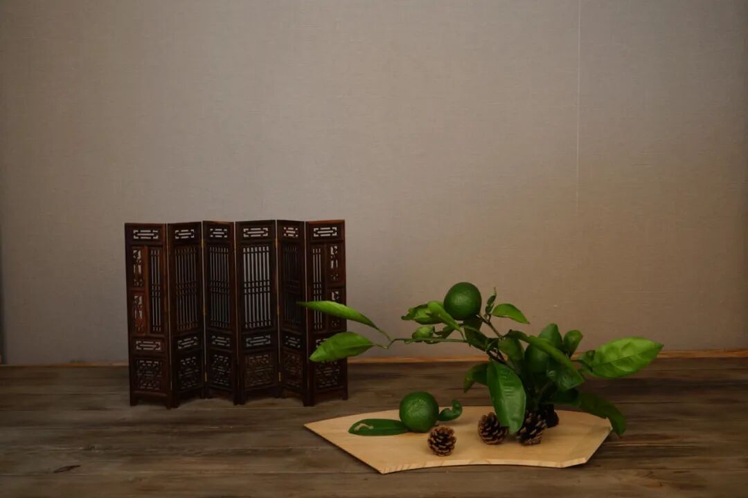 【采薇专栏】案头清供，插花中的“君子之心”