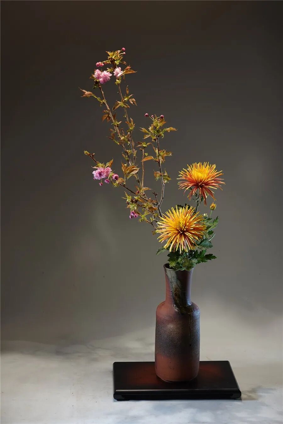 王国忠：插花不能只重形式而缺乏人文精神